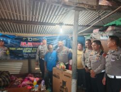 Dirlantas Polda Babel Salurkan Bantuan Kursi Roda Ke Ibu Penderita Stroke Di Pangkalpinang