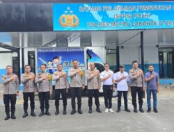 Itwasda Polda Metro Jaya dan Wakapolres Tinjau SPPG Pegangsaan Dua