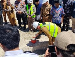 Kepala Kantor UPP Kelas ll Syahbandar Luwuk Hadiri Peletakan Batu Pertama Pembangunan Pelabuhan Salakan Yang di Lakukan Bupati Bangkep
