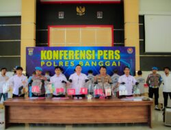Polres Banggai Gelar Press Conference Kasus Narkoba, 26 Tersangka Termasuk 2 Wanita Dihadirkan ke Publik
