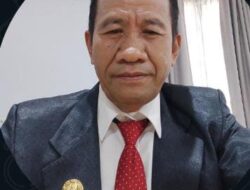 Anggota DPRD Banggai, l Made Darma, Kawal Peningkatan Jalan Desa Tompotika Makmur