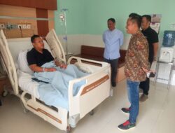 LPA Deli Serdang Tunjukkan Kepedulian, Jenguk Deni Reza ST di Rumah Sakit