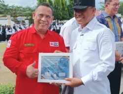 Kepala UTD Luwuk dr. NHD Gunawan Raih Penghargaan Pengelola Darah Terbaik di Sulteng