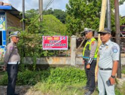 Sat Lantas Polres Tapteng dan Jasa Raharja Pasang Spanduk Rawan Kecelakaan, Upaya Menekan Angka Kecelakaan