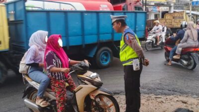 Polres Tapteng Gelar Hari Pertama Operasi Zebra Toba 2025, 65 Pengendara Diberi Teguran