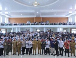 Gubernur Hidayat Arsani: Guru Garda Terdepan, Bangun Karakter dan Masa Depan Bangsa