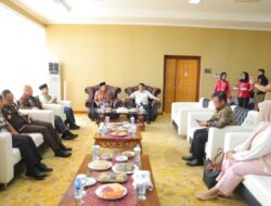 Gubernur Hidayat Sambut Kedatangan Menteri Koperasi RI dan Jamintel