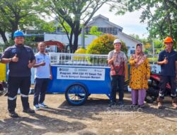 Layanan Cepat, Bank Sampah Basayan Berseri Terima Motor Sampah dari PT TIMAH 