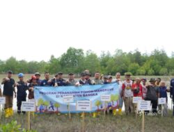 Jaga Ekosistem Pesisir, Kali ini PT TIMAH Tanam 5000 Batang Mangrove Di Kawasan Pantai Takari