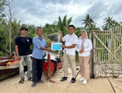 Perkuat Produktivitas Nelayan Tradisional Kundur, PT TIMAH Tbk Berikan Bantuan Alat Tangkap