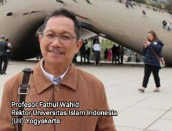 Menikmati Puisi Kritis “Tetaplah Bodoh”