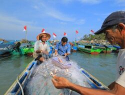 Sejak 2022 Hingga 2025, PTJSL PT TIMAH Tbk Fasilitasi 1.525 Nelayan di Babel dan Kepri Dapatkan BPJS