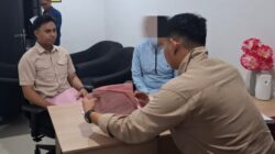 Pelimpahan Berkas Perkara Tahap II Kasus Narkoba Oknum Guru dari Polres Banggai ke Kejari