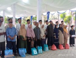 H. Yusderahman Tekankan Pembangunan Merata dalam Safari Ramadhan di Mentok