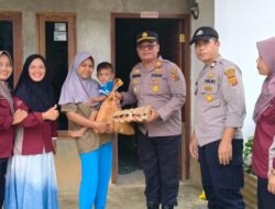 Polri Perkuat Program Nasional Penurunan Stunting melalui Bantuan Gizi di Tanjab Barat