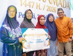 Penuhi Kebutuhan Pangan, PT TIMAH Berbagi Paket Sembako untuk Warga Bangka