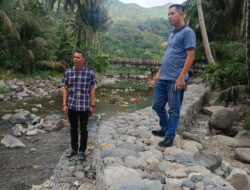 Anggota DPRD Sumbar Tinjau Pembangunan Pebahan Tebing Batang Ombak di Jorong IX Abam Pasaman
