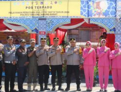 Kapolres Tanjab Barat Bersama Ketua Bhayangkari Cabang Tanjab Barat Cek Pos Terpadu Pelabuhan Roro Ops Ketupat 2026