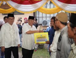 Gubernur Babel Hidayat Arsani Salurkan Bantuan Sosial di Beltim