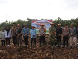 Polres Tanjab Barat Gelar Penanaman Jagung Serentak Dukung Swasembada Pangan 2026