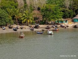 Pantai Pasir Kuning Disandera Tambang: Sampah Menjadi Raja, Hukum Jadi Budak
