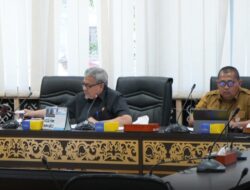 Bahas Penjadwalan Agenda Masa Sidang II 2026, Ketua DPRD Sumbar Pimpin Rapat