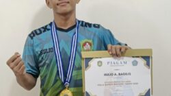 Petinju Bangkep Hulio Bagilis Tumbangkan Petinju Minahasa di Final Piala Bupati Kepulauan Sangihe