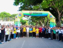 Peringati Hari Buruh Sedunia, Polres Banggai Gelar Jalan Sehat hingga Bakti Sosial