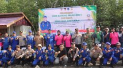 Sambut HUT Bhayangkara ke-80, Dirpolairud Polda Jambi dan Polres Tanjab Barat Tanam Mangrove serta Tebar Benih Ikan Nila