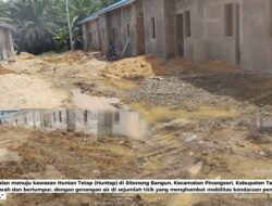 Distribusi Material Terganggu, Kerusakan Jalan Hambat Pembangunan Huntap Tapteng  dan Diduga Melenceng dari Waktu yang di Sepakati