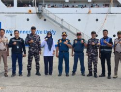 Kepala Kantor UPP Kelas II Luwuk Pantau Pelayanan Dan Pengawasan Saat Kedatangan KM Tilong Kabila