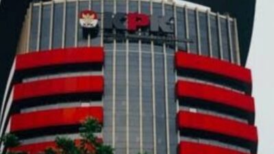KPK Tangkap Bupati Sukoharjo Etik Suryani dalam OTT