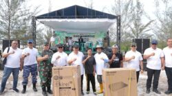Gubernur Babel Tanam 3.300 Bibit Mangrove di Pantai Menuang, Cegah Abrasi dan Tekan Emisi