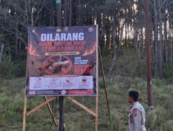 Cegah Karhutla, Polresta Banggai Pasang Spanduk Larangan Buang Puntung Rokok di Hutan