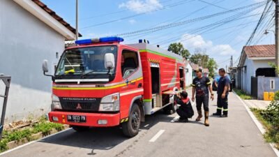 Kemarau Melanda, PT Timah Distribusikan Air Bersih ke Warga Pangkalpinang
