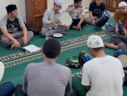 Bina Kepribadian Lewat Sholawat, Rutan Kelas I Medan Gelar Latihan Hadroh dan Nasyid untuk Warga Binaan